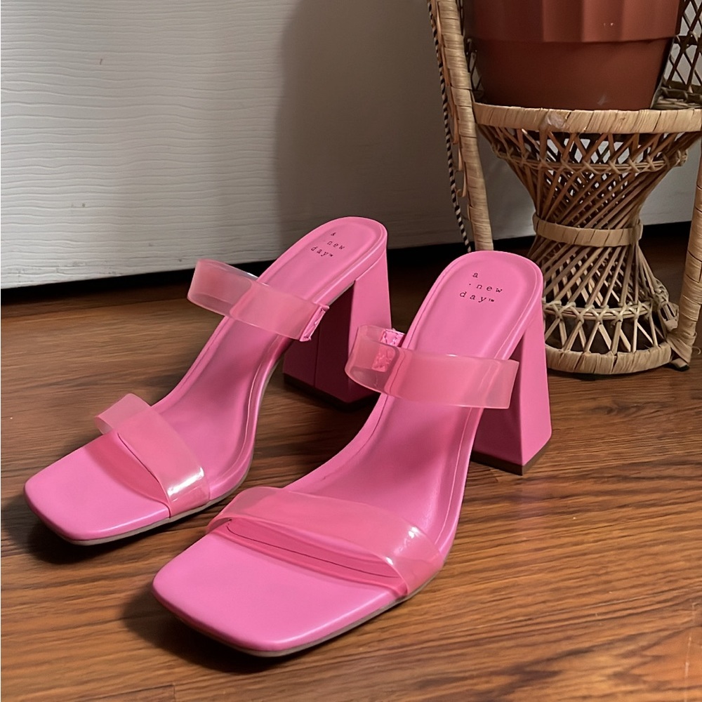 like new deadstock a•new•day pink strap block heels mules